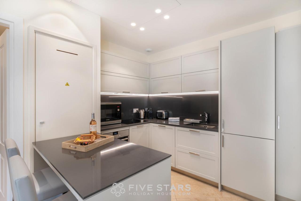 Villa Artemys - Five Stars Holiday House 쎙-쟝-꺞-페하 외부 사진