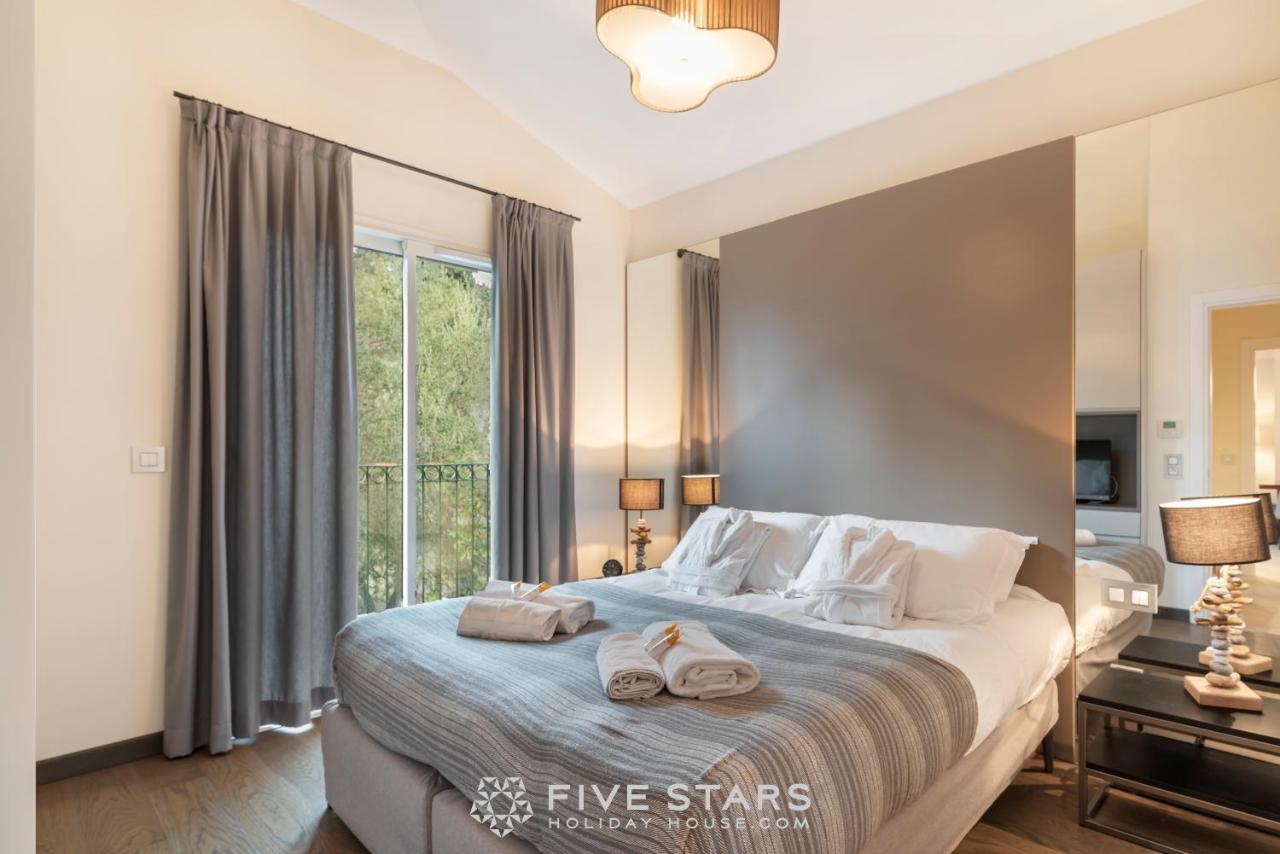 Villa Artemys - Five Stars Holiday House 쎙-쟝-꺞-페하 외부 사진