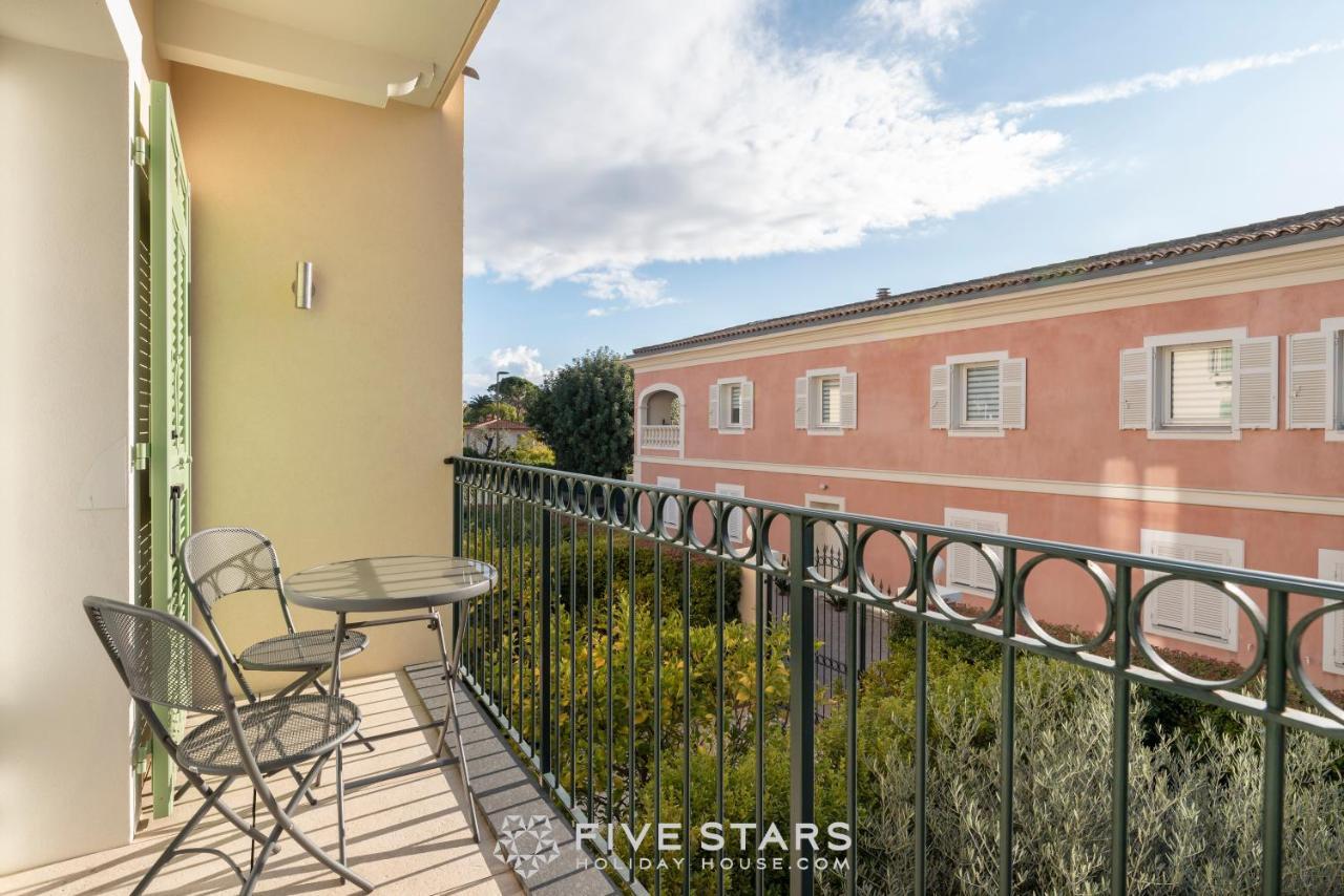 Villa Artemys - Five Stars Holiday House 쎙-쟝-꺞-페하 외부 사진