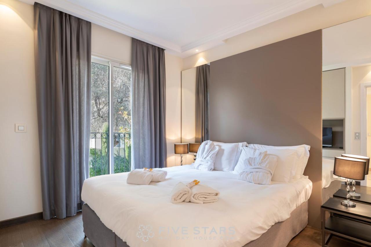 Villa Artemys - Five Stars Holiday House 쎙-쟝-꺞-페하 외부 사진